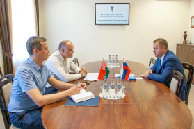 Встреча заместителя председателя БелТПП Д.Мелешкина с президентом ТПП Томской области М.Костаревым