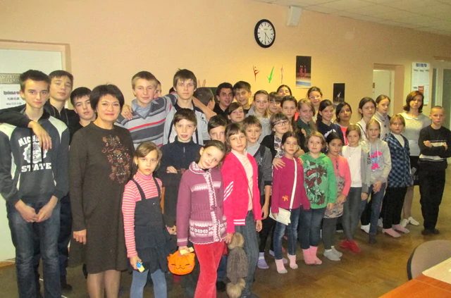 24 декабря 2015г. в гомельской СДЮШОР №4 состоялась благотворительное новогоднее мероприятие в рамках республиканской акции «Наши дети»