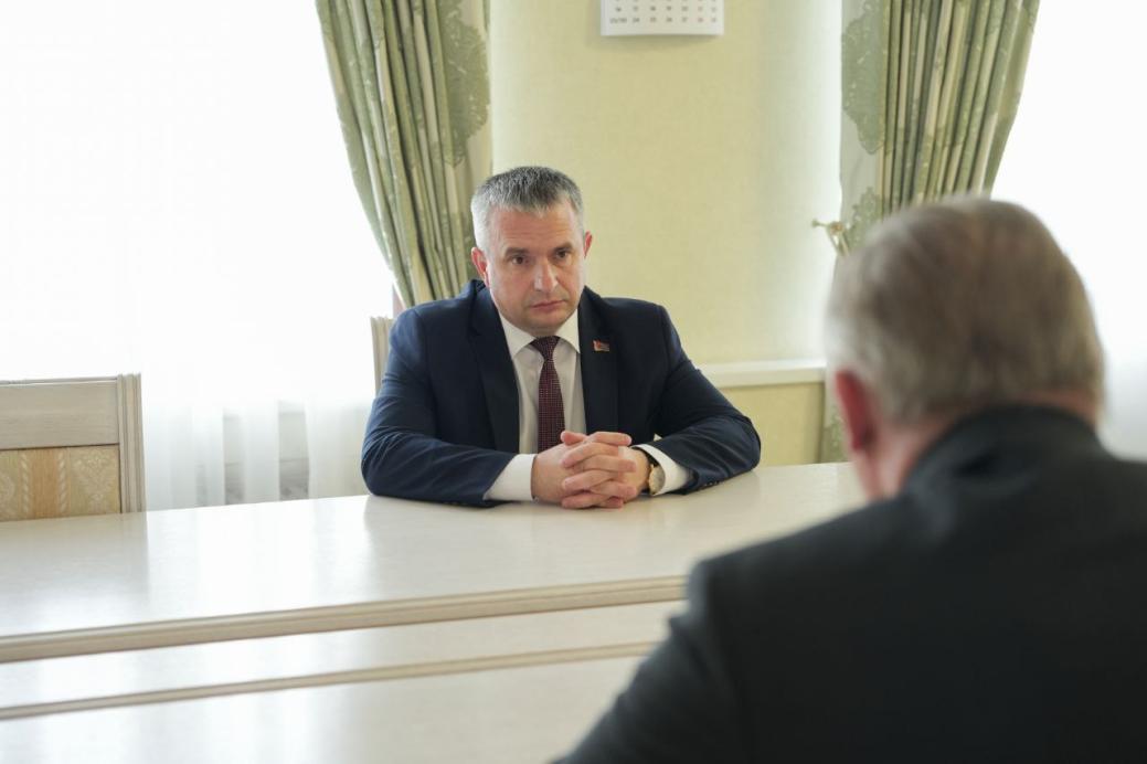 Chairman of the Belarusian Chamber of Commerce and Industry Mikhael Miatlikov meets with Chairman of the Gomel Regional Executive Committee Ivan Krupko Chairman of the Belarusian Chamber of Commerce and Industry Mikhael Miatlikov meets with Chairman of the Gomel Regional Executive Committee Ivan Krupko