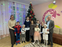 Волшебство под Новый год: Гомельское отделение БелТПП подарила детям праздник и заботу