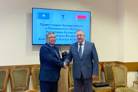 BelCCI Chairman Mikhael Miatlikov meets Ambassador Extraordinary and Plenipotentiary of Kazakhstan to Belarus Askar Beisenbayev