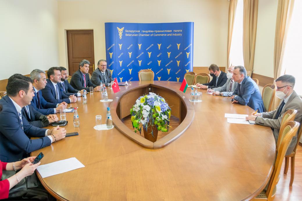 BelCCI Chairman V.Ulakhovich meets Belarus-Turkey Business Council Co-Chairman Y.Soycan and Turkish businessmen BelCCI Chairman V.Ulakhovich meets Belarus-Turkey Business Council Co-Chairman Y.Soycan and Turkish businessmen