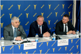 Meeting of the EEC Commission Member of the Board – Minister in charge of Industry and Agroindustrial Complex Artak Kamalyan with representatives of Belarusian business community