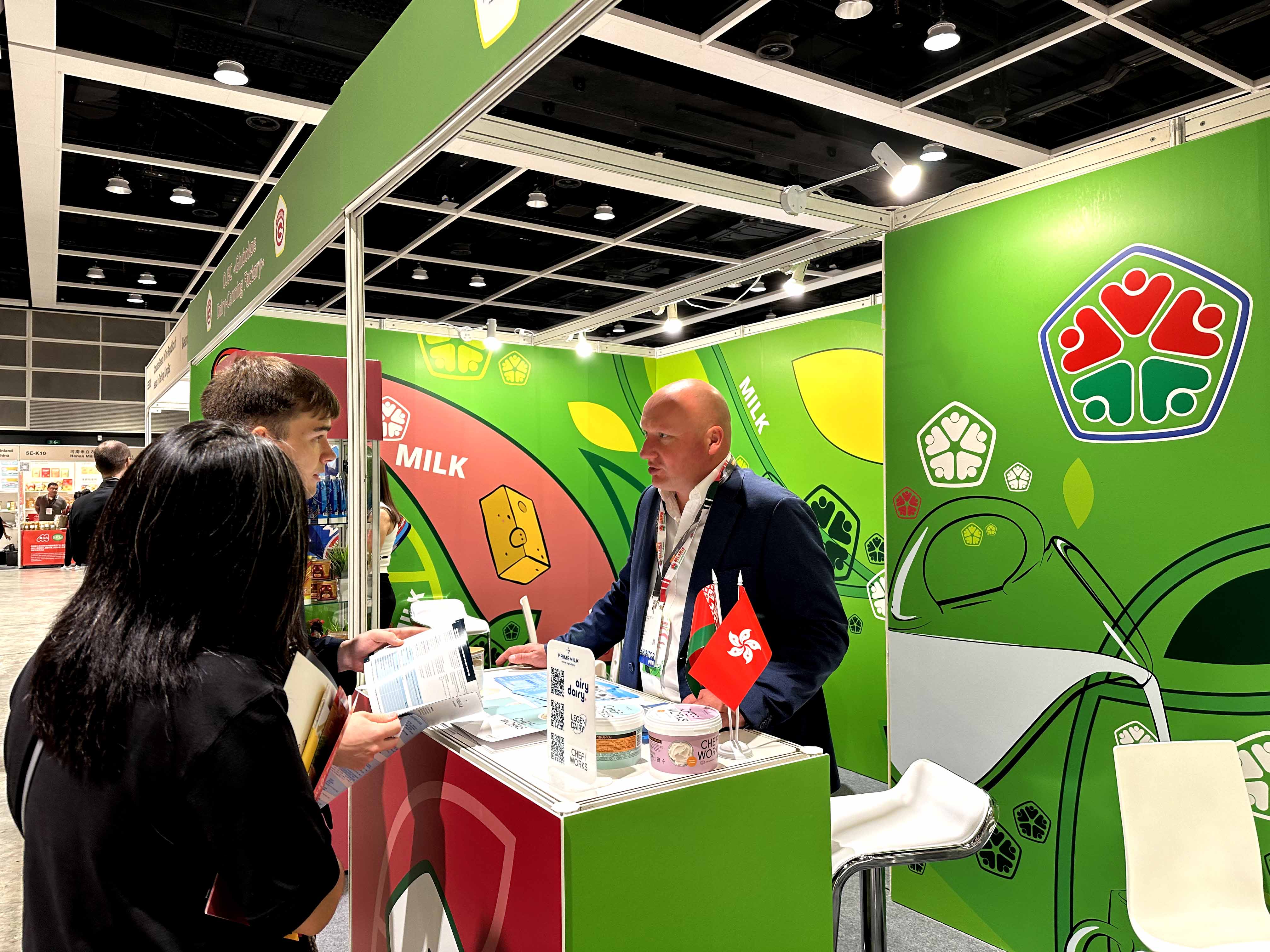 Экспозиция Belarus. The Taste of Nature на выставке HKTDC Food Expo в Гонконге Экспозиция Belarus. The Taste of Nature на выставке HKTDC Food Expo в Гонконге