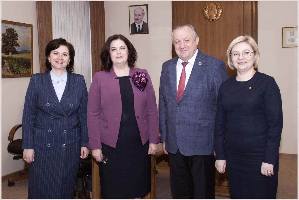 Meeting of the BelCCI Chairman Mikhael Miatlikov with the Vice-President of the CCI of Russia Elena Dybova Meeting of the BelCCI Chairman Mikhael Miatlikov with the Vice-President of the CCI of Russia Elena Dybova