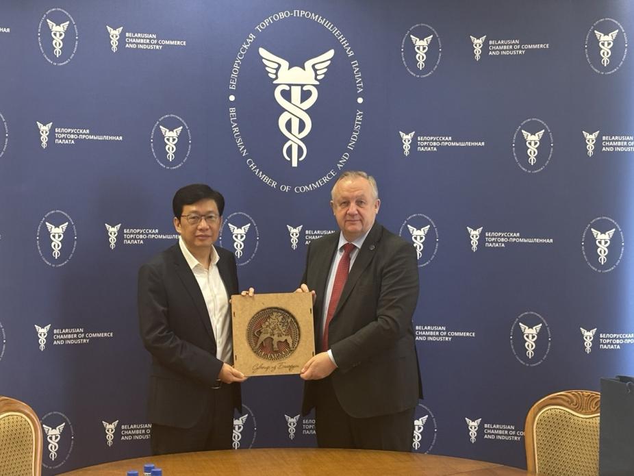 Meeting with the President of the Federation of Myanmar Chambers of Commerce and Industry, Ai Win Meeting with the President of the Federation of Myanmar Chambers of Commerce and Industry, Ai Win