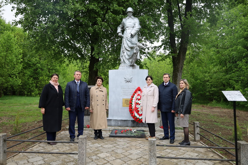 В канун Дня Победы