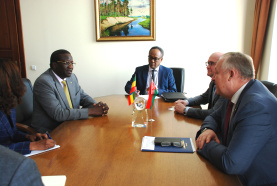 Chairman Mikhael Miatlikov meets with Ambassador Extraordinary and Plenipotentiary of Ethiopia Cham Ugala Uriat