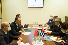 The BelCCI Chairman Vladimir Ulakhovich meets Ambassador Extraordinary and Plenipotentiary of Cuba Juan Valdes Figueroa