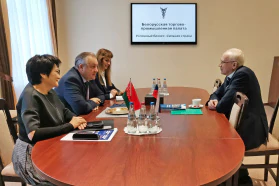 The BelCCI Chairman Mikhael Miatlikov meets the President of the South Urals CCI Fyodor Degtyarev